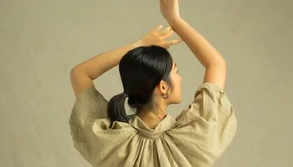 圈内人在深夜遭遇秘闻浮想联翩，电鸽全网炸锅，详情深扒